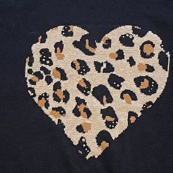 Lane Bryant Cotton Blend Black Short Sleeve Sweater Animal Print Heart, Size 18 - Picture 2 of 9